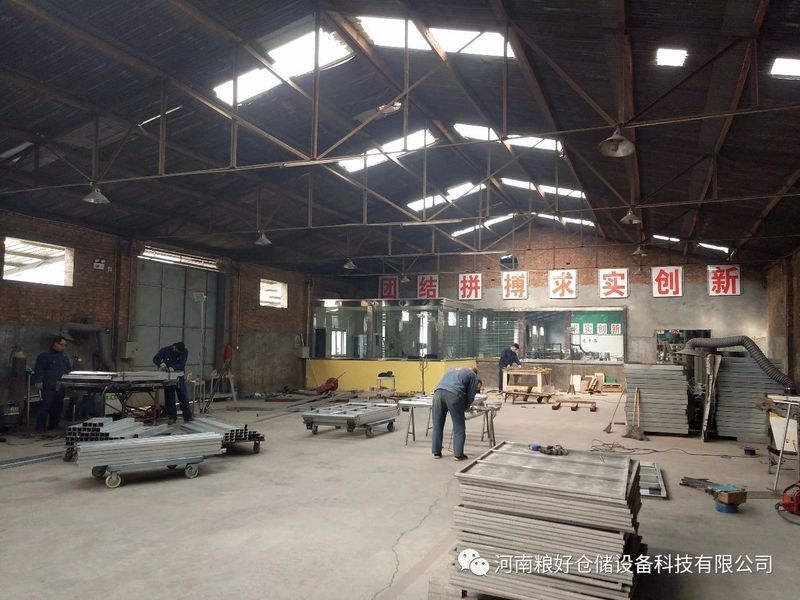 車(chē)間內(nèi)部